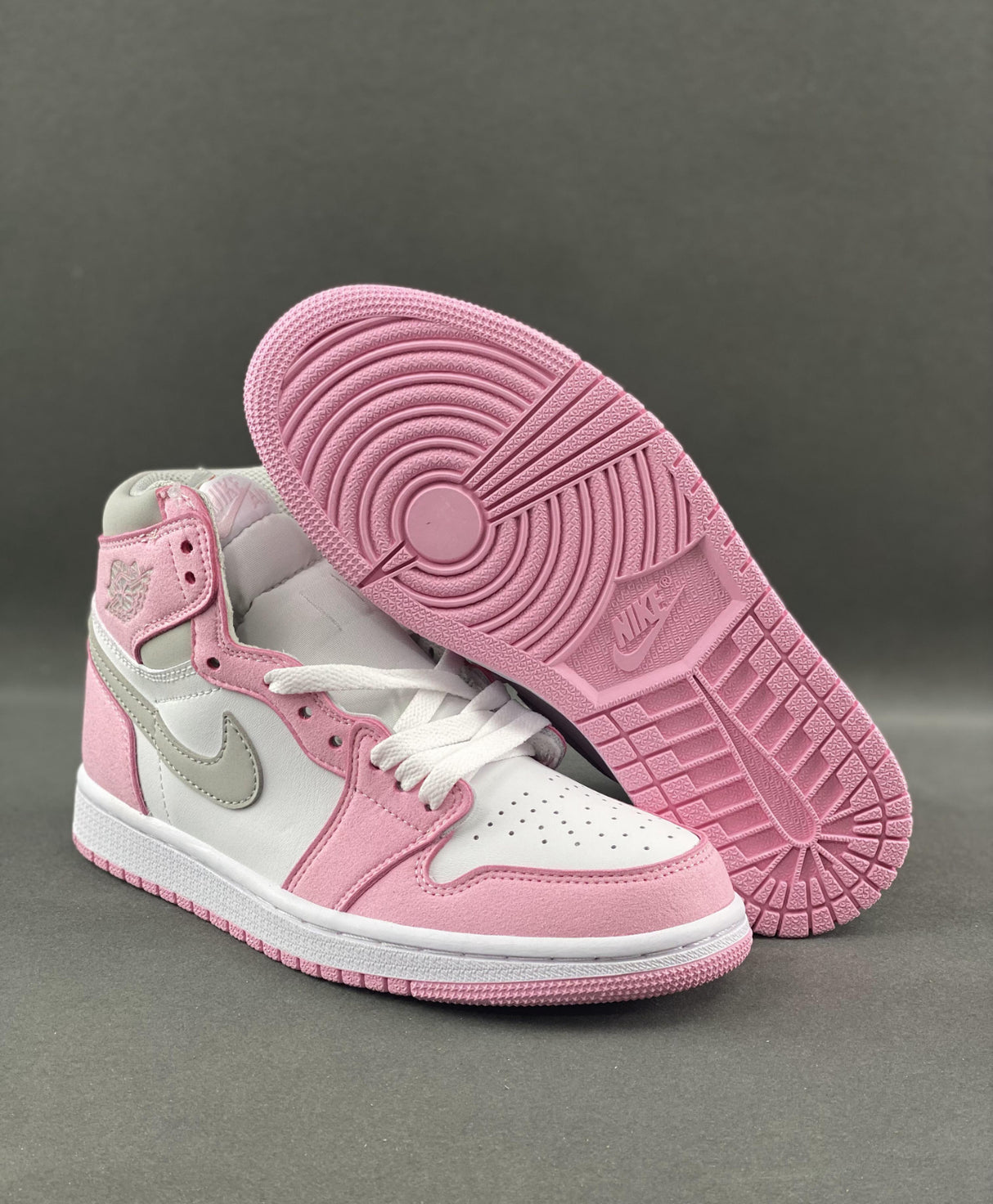 Rosa Air Jordan 1