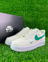 Nike AirForce 1, green