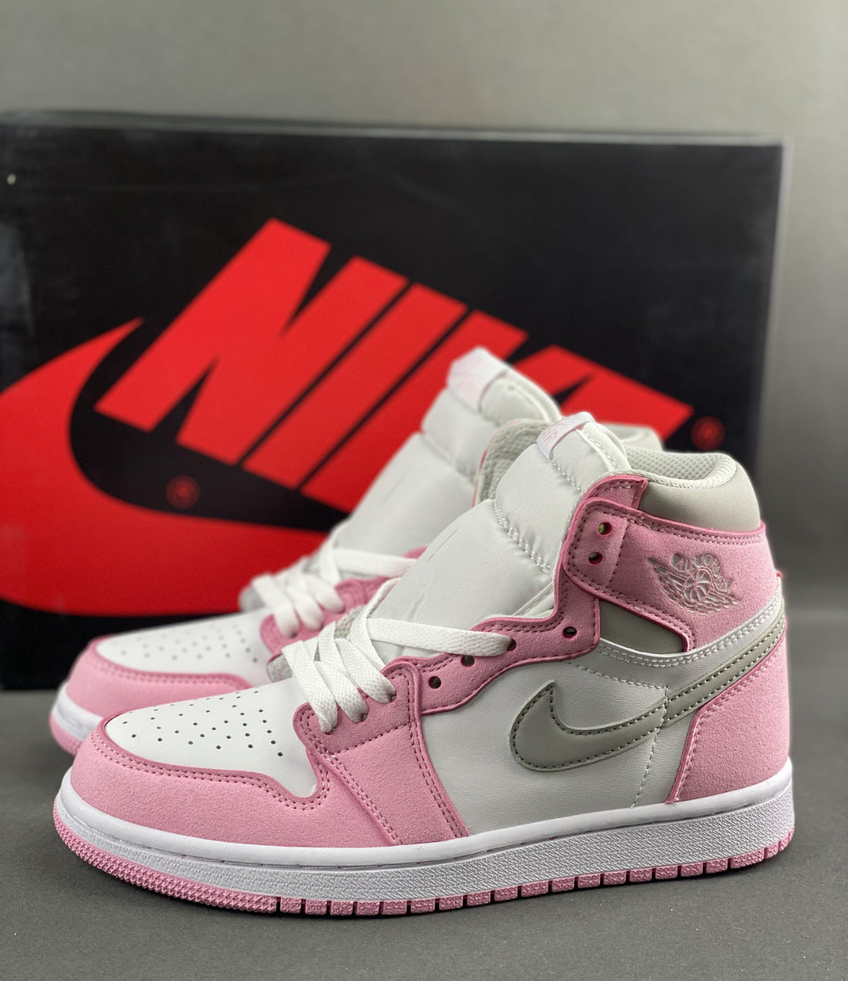 Rosa Air Jordan 1