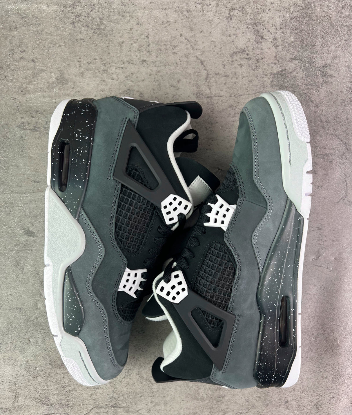 Air Jordan 4 “Fear” 2025 Retro