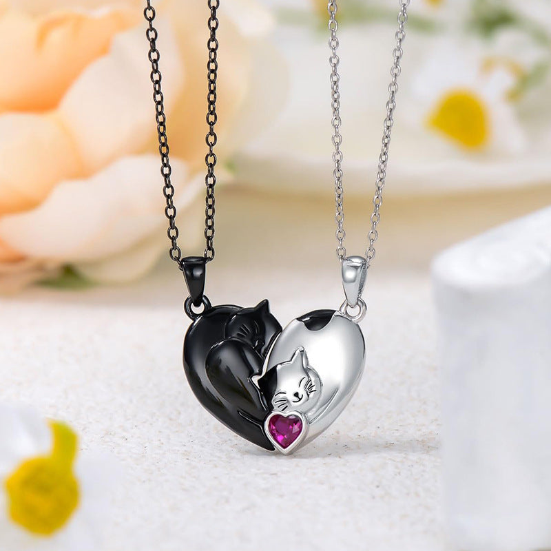 Couple Stitching Love Black And White  Hug Cute Pet Cat Couple Pendant Necklace For Women Girls Fashion Exquisite Gift