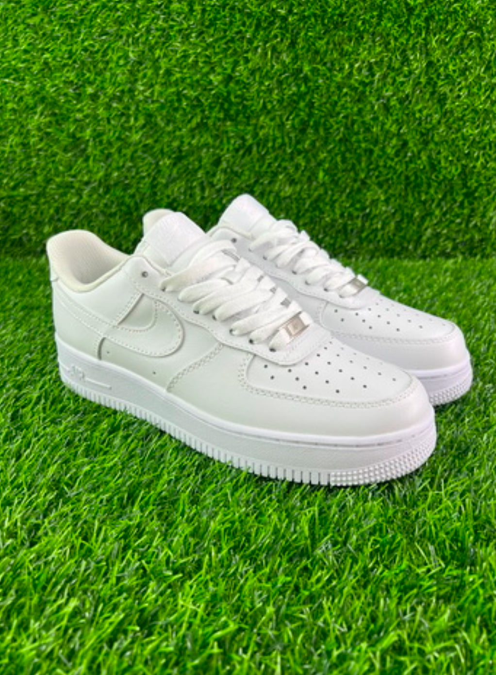 Nike AirForce 1, white