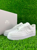 Nike AirForce 1, white